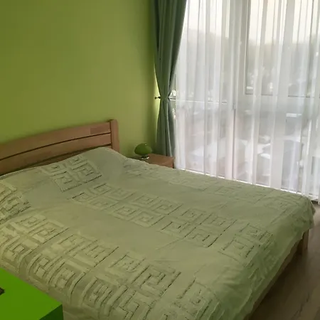 Апартаменты Near The Sea *